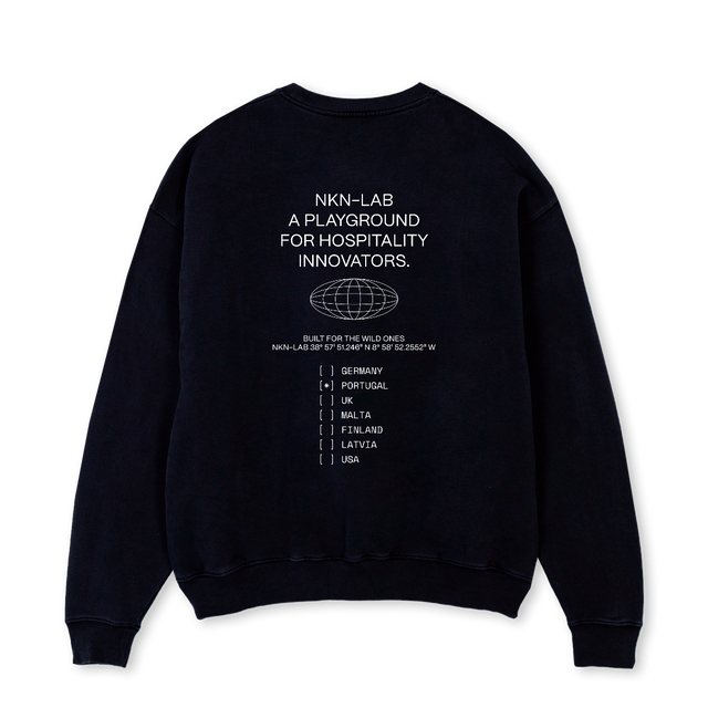 NOKKEN SWEATSHIRT Black Oversized Crewneck Sweater.