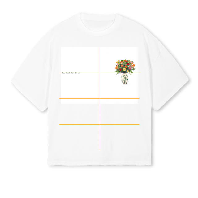 SOLACEFLOWERS White Oversized Boxy Tee.