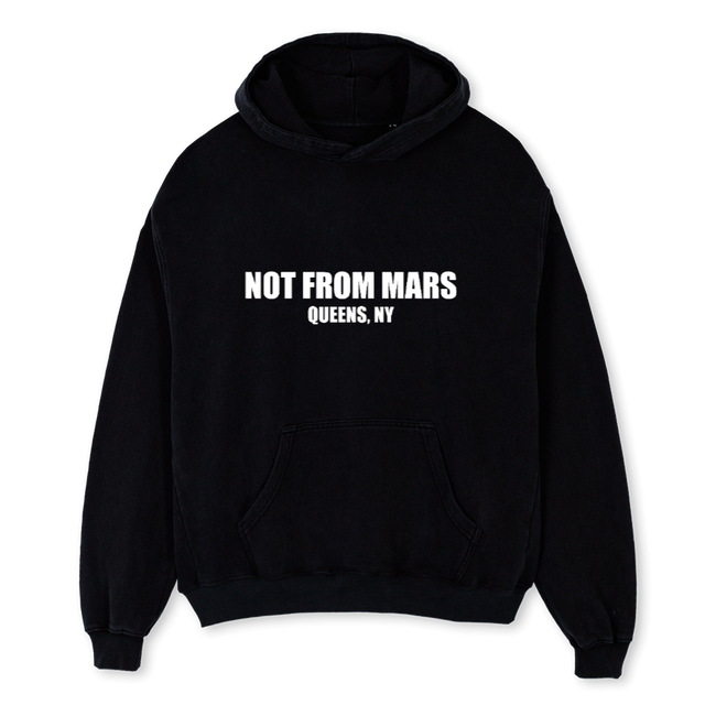 NFMQUEENSBLACKH Black Oversized Hoodie.