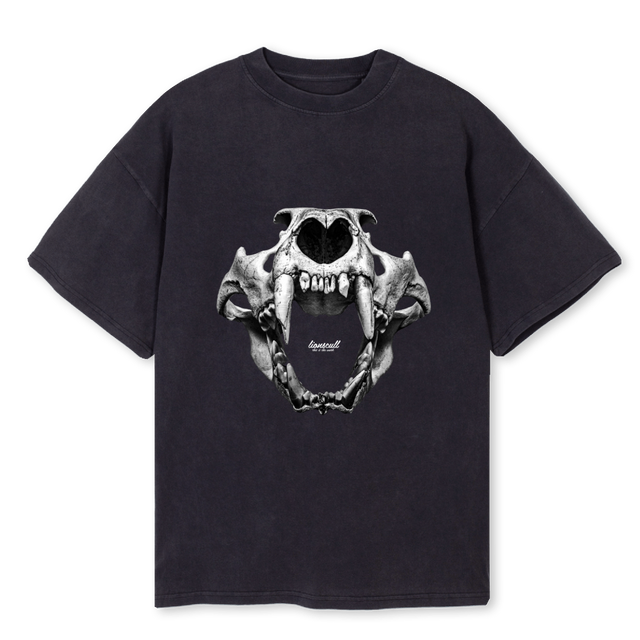 LIONSCULLVBLK Vintage Black Oversized Tee.