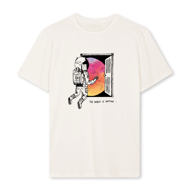 NHSPACEMANN Vintage White Regular Tee.