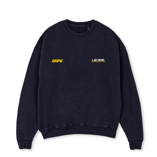 JOEARMW Vintage Black Oversized Crewneck Sweater.