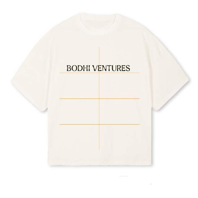 LDWHITE Vintage White Oversized Boxy Tee.