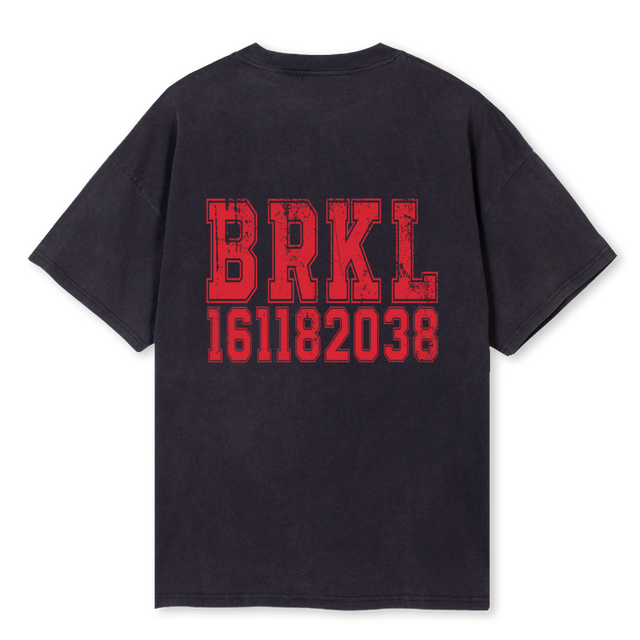 DDREDVBLACK Vintage Black Oversized Tee.