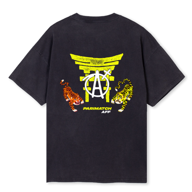 APMASIATSHIRTVB Vintage Black Oversized Tee.