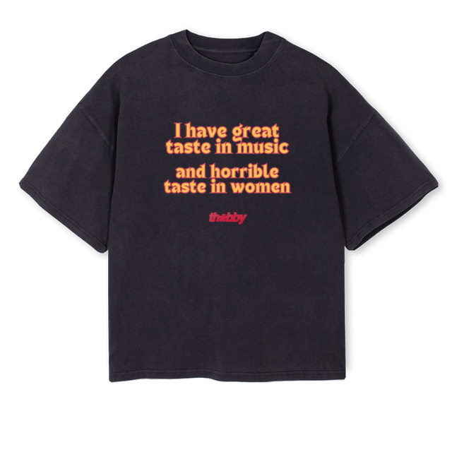 TASTEWOMENBBY Vintage Black Oversized Boxy Tee.