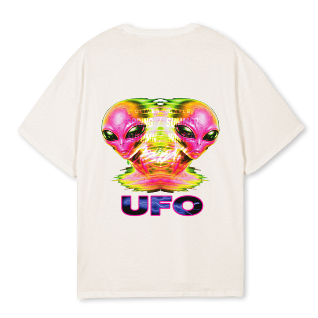 ALIEN Vintage White Oversized Tee.