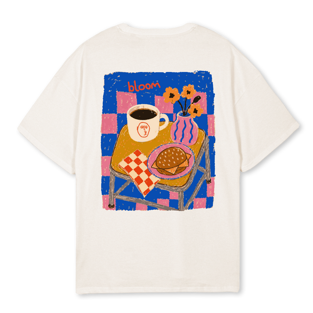 FINAL Vintage White Oversized Tee.