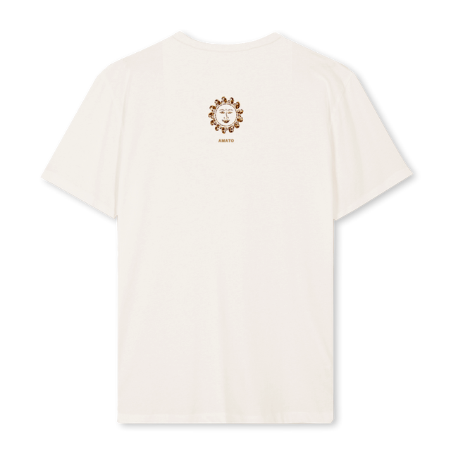 WHITELEOSUN Vintage White Regular Tee.