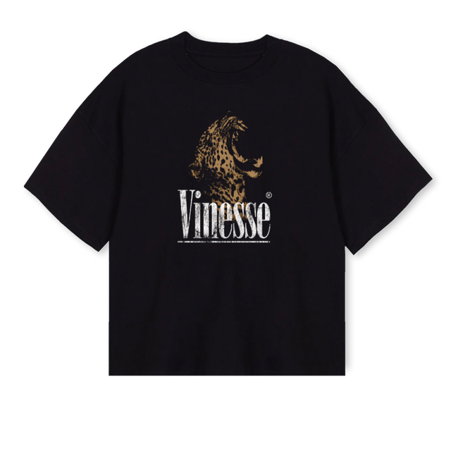 VINESSE LEO Black Oversized Boxy Tee.