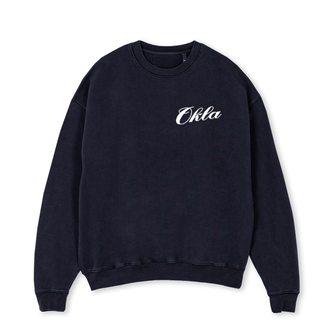 OKLA VINTAGE Vintage Black Oversized Crewneck Sweater.