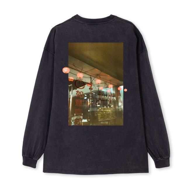 ENTER TO ANOTHER Vintage Black Oversized LS Tee.
