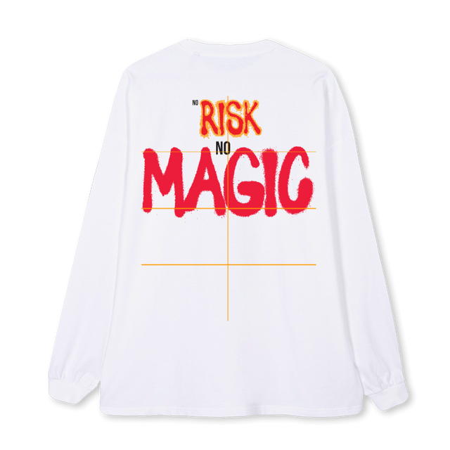 WHITELSNORISKNOMAGIC White Oversized LS Tee.