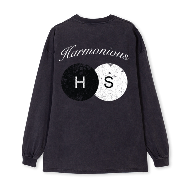HSLSLEVEVBLACKYINYAN Vintage Black Oversized LS Tee.