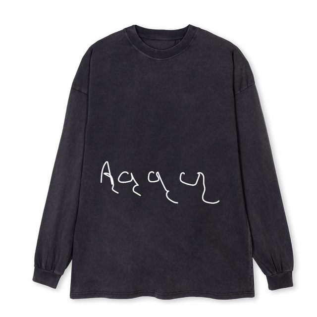 ĄĄĄĄ Vintage Black Oversized LS Tee.