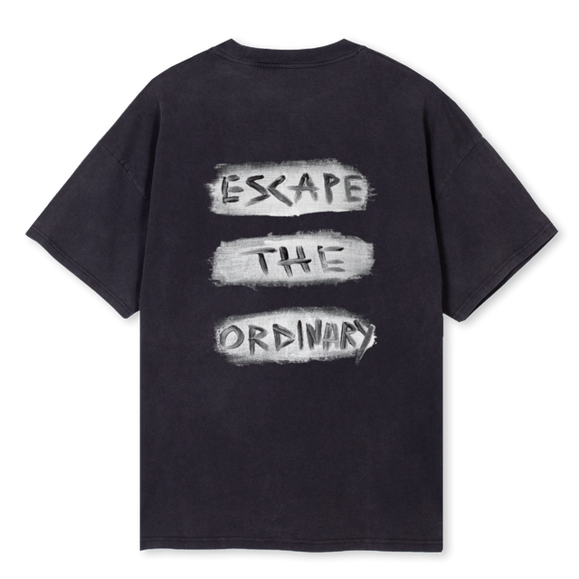 EADAYDÜDO Vintage Black Oversized Tee.