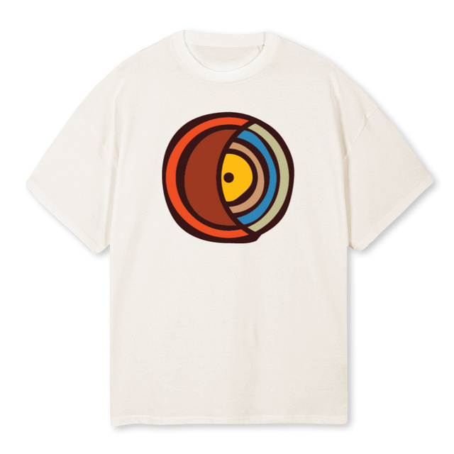 CLARIDAD Vintage White Oversized Tee.