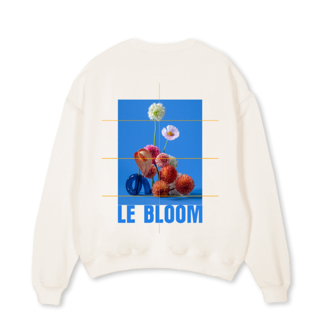 LE Vintage White Oversized Crewneck Sweater.