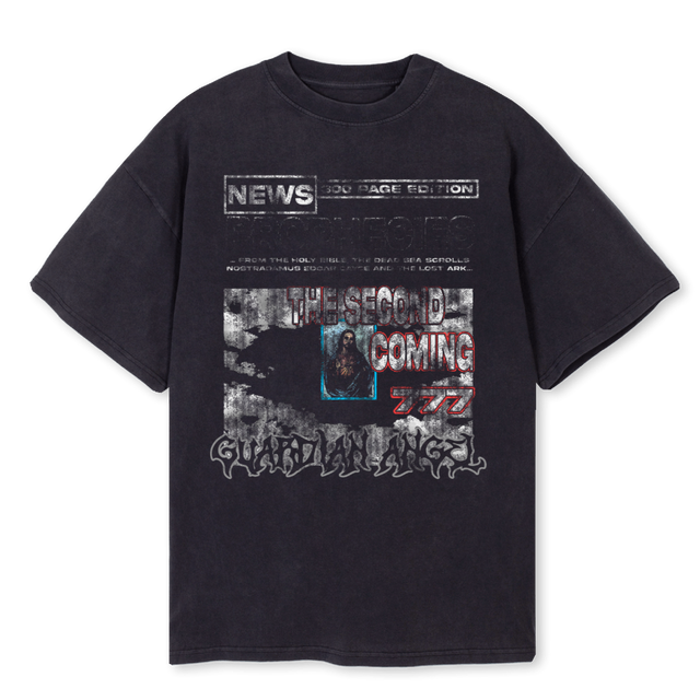 GANEWS Vintage Black Oversized Tee.