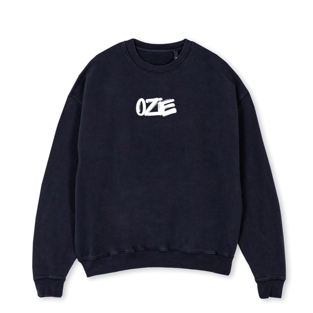 OZIECREWKO Vintage Black Oversized Crewneck Sweater.
