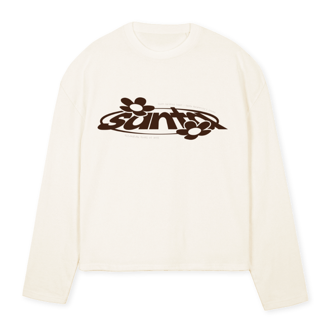SANTATWOLONGLESEEVE_BROWN Vintage White Oversized Boxy LS Tee.