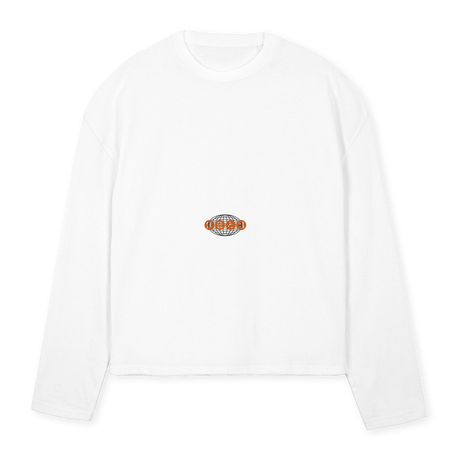 MULTIPLEGRAPHIC White Oversized Boxy LS Tee.
