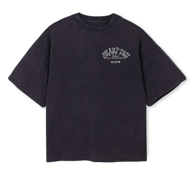 SKARPDIGTBLACKOS Vintage Black Oversized Boxy Tee.