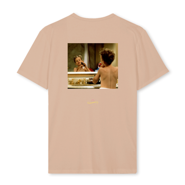 UNDOSTRES Croissant Regular Tee.