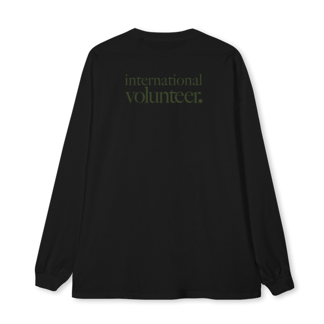 VOLUNTEEBLACKGREENFB Black Oversized LS Tee.