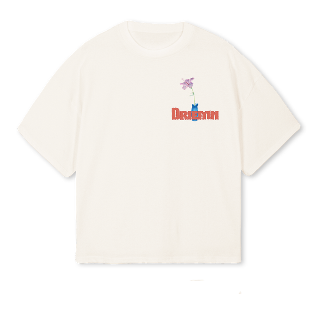COMPATIBLE Vintage White Oversized Boxy Tee.