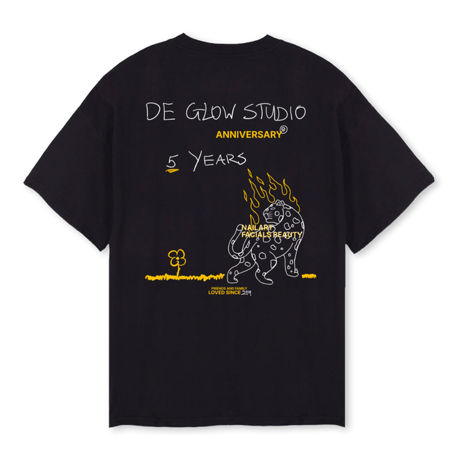 BRITT DGS CELEB  Black Oversized Tee.