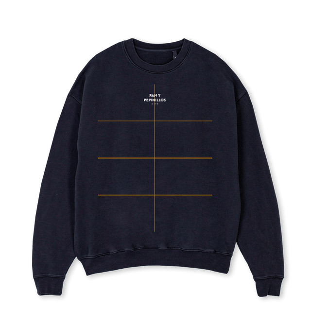 PANYPEPINILLOSFINAL  Vintage Black Oversized Crewneck Sweater.