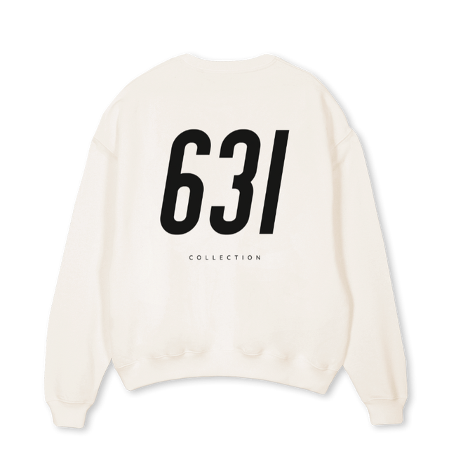 VINTWHITEBBSWEATSHIR Vintage White Oversized Crewneck Sweater.