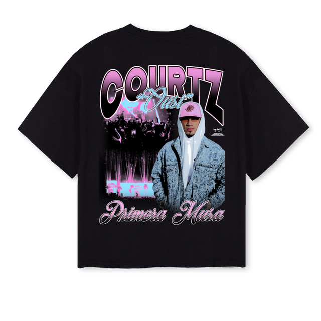 COURTZ Black Oversized Boxy Tee.