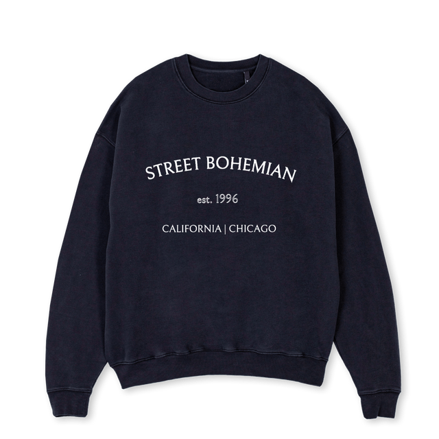 CN MEDIUM Vintage Black Oversized Crewneck Sweater.