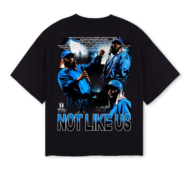 LAMAR Black Oversized Boxy Tee.