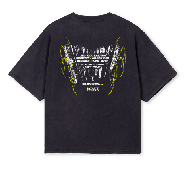 BEZZYLOSTECHOES Vintage Black Oversized Boxy Tee.