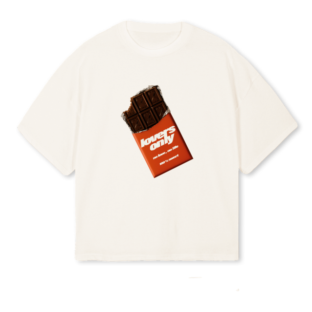 CHOCOLATE BAR Vintage White Oversized Boxy Tee.