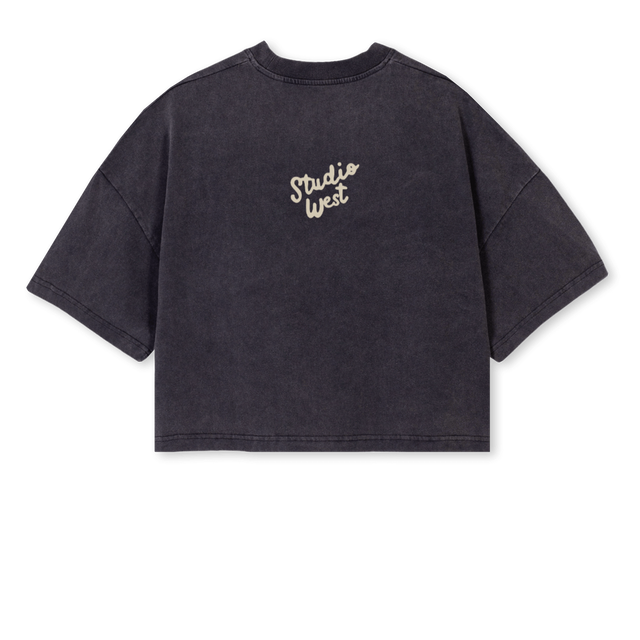 BLACKANDBEIGE Vintage Black Cropped Oversized Tee.