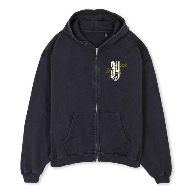 NIKITABIRTHGDAYVBZH Vintage Black Oversized Zipped Hoodie.