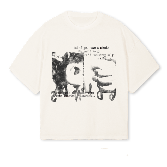 BDLNDSOFFWHITE Vintage White Oversized Boxy Tee.