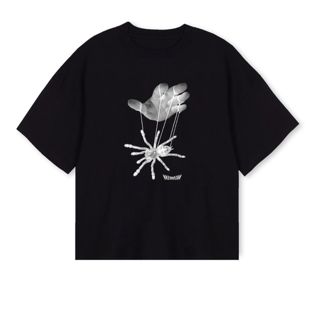 SPIDER PUPPET Black Oversized Boxy Tee.