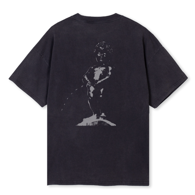 IVUSANDRIESMANNEKENB Vintage Black Oversized Tee.