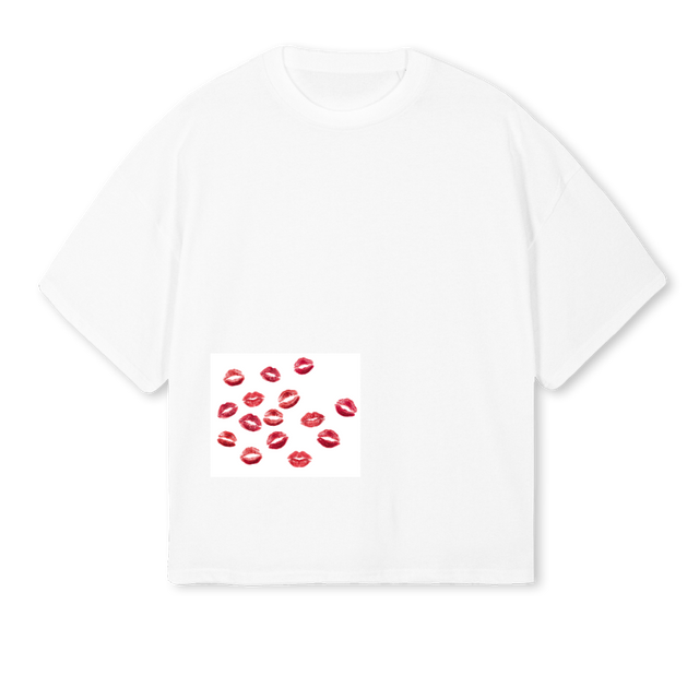 KISSSES TEW White Oversized Boxy Tee.