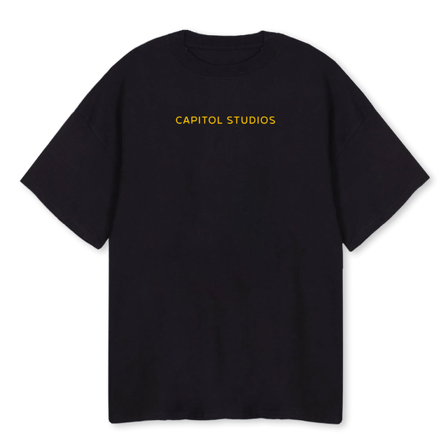 ESTRELLAS AMARILLAS Black Oversized Tee.