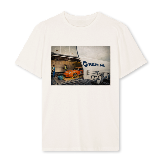 PORSCHEEE Vintage White Regular Tee.