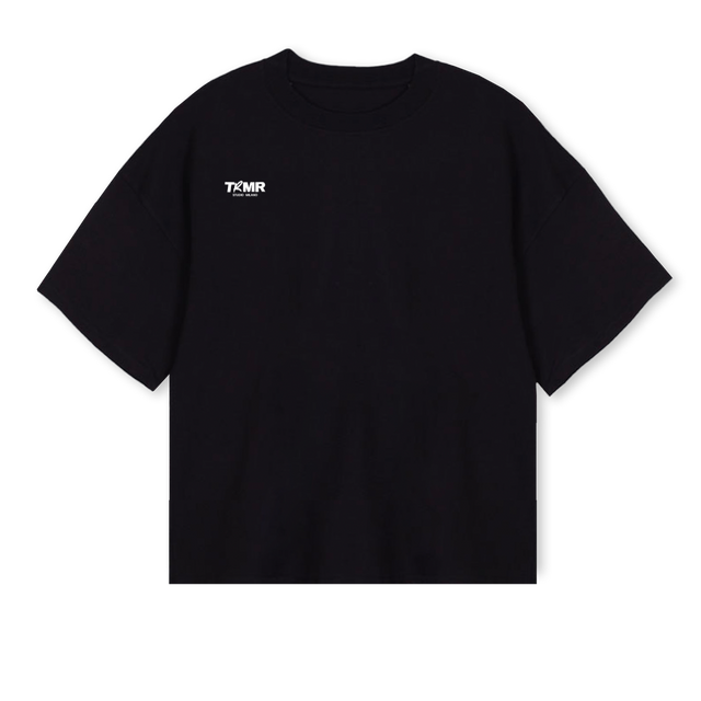 SHAKING Black Oversized Boxy Tee.
