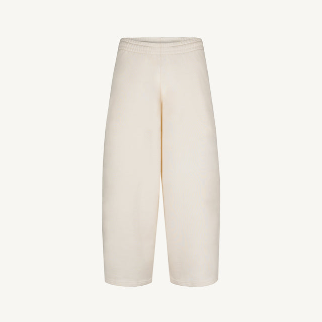 Straight-Leg Baggy Sweatpants Embroidered Sample.