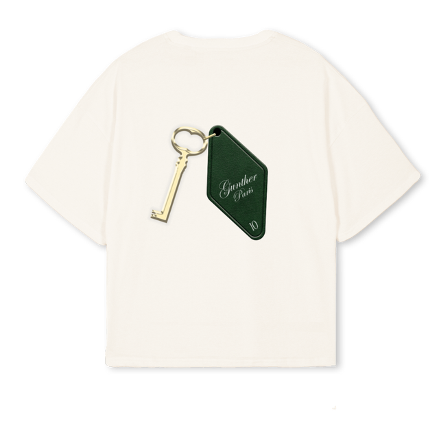 TSHIRTKEY Vintage White Oversized Boxy Tee.