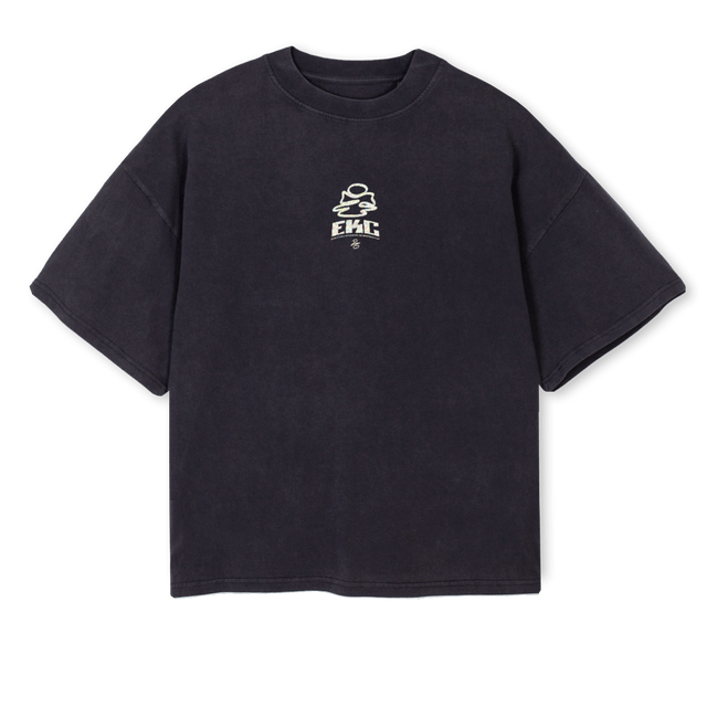 EKCTWENTYSIX Vintage Black Oversized Boxy Tee.